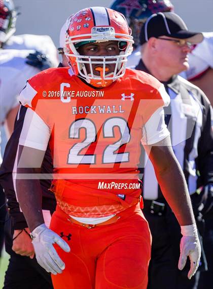 Thumbnail 3 in Coppell vs. Rockwall (UIL 6A Area Playoff) photogallery.