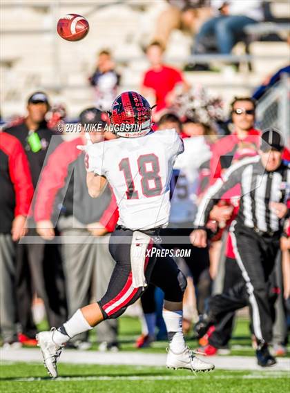 Thumbnail 2 in Coppell vs. Rockwall (UIL 6A Area Playoff) photogallery.
