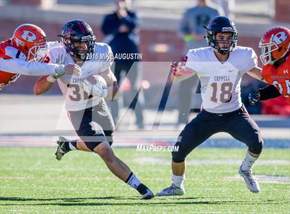 Thumbnail 3 in Coppell vs. Rockwall (UIL 6A Area Playoff) photogallery.