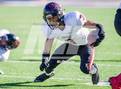 Thumbnail 3 in Coppell vs. Rockwall (UIL 6A Area Playoff) photogallery.