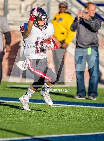 Thumbnail 3 in Coppell vs. Rockwall (UIL 6A Area Playoff) photogallery.