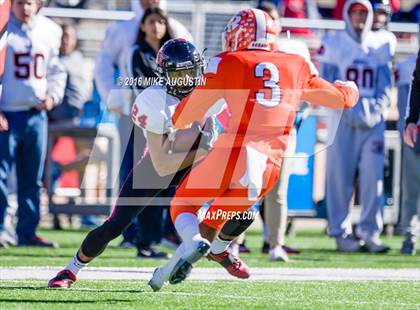Thumbnail 3 in Coppell vs. Rockwall (UIL 6A Area Playoff) photogallery.
