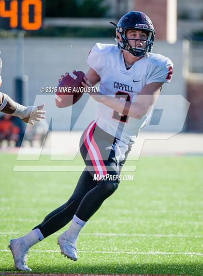 Thumbnail 1 in Coppell vs. Rockwall (UIL 6A Area Playoff) photogallery.