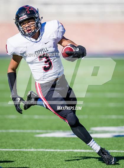 Thumbnail 2 in Coppell vs. Rockwall (UIL 6A Area Playoff) photogallery.