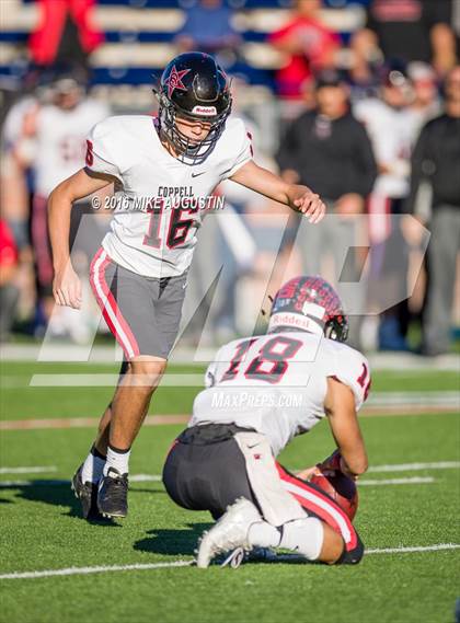 Thumbnail 1 in Coppell vs. Rockwall (UIL 6A Area Playoff) photogallery.