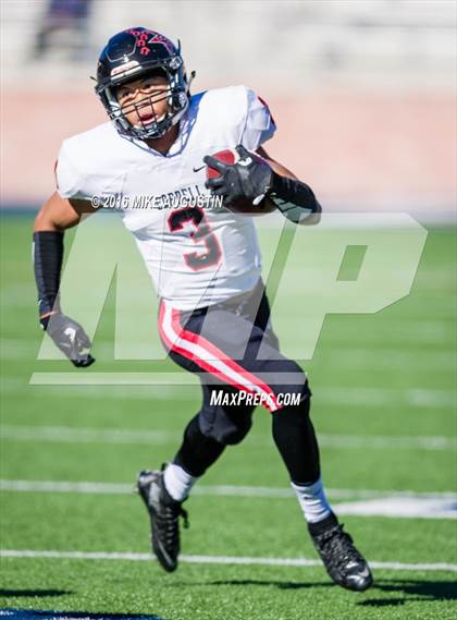 Thumbnail 1 in Coppell vs. Rockwall (UIL 6A Area Playoff) photogallery.