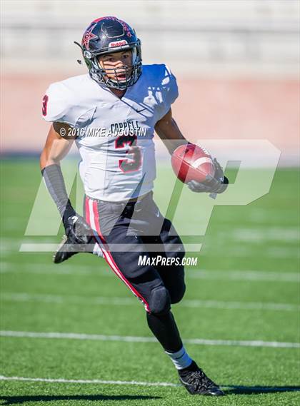 Thumbnail 3 in Coppell vs. Rockwall (UIL 6A Area Playoff) photogallery.
