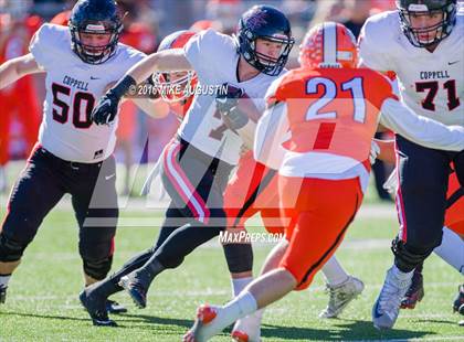 Thumbnail 2 in Coppell vs. Rockwall (UIL 6A Area Playoff) photogallery.