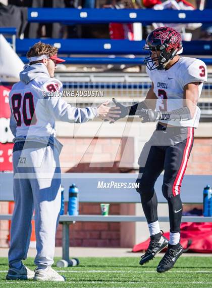 Thumbnail 2 in Coppell vs. Rockwall (UIL 6A Area Playoff) photogallery.