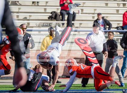 Thumbnail 2 in Coppell vs. Rockwall (UIL 6A Area Playoff) photogallery.