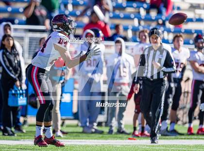 Thumbnail 2 in Coppell vs. Rockwall (UIL 6A Area Playoff) photogallery.