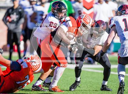 Thumbnail 2 in Coppell vs. Rockwall (UIL 6A Area Playoff) photogallery.