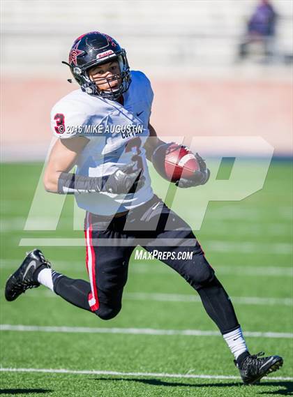 Thumbnail 2 in Coppell vs. Rockwall (UIL 6A Area Playoff) photogallery.