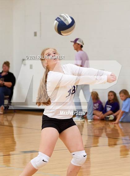 Thumbnail 2 in Navarro @ Boerne photogallery.