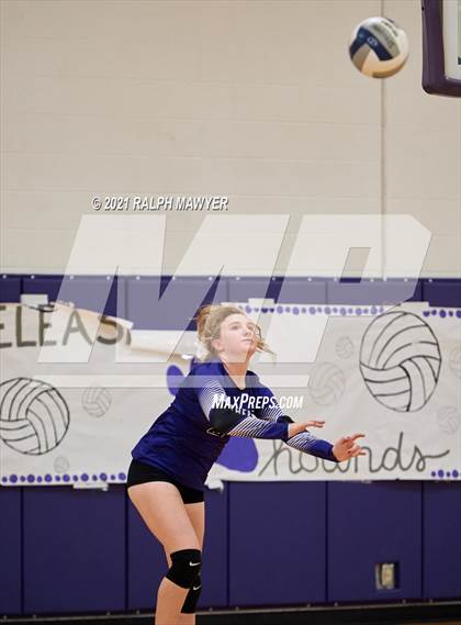 Thumbnail 2 in Navarro @ Boerne photogallery.