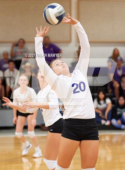 Thumbnail 1 in Navarro @ Boerne photogallery.
