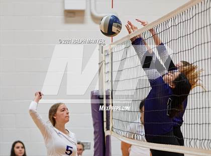Thumbnail 3 in Navarro @ Boerne photogallery.