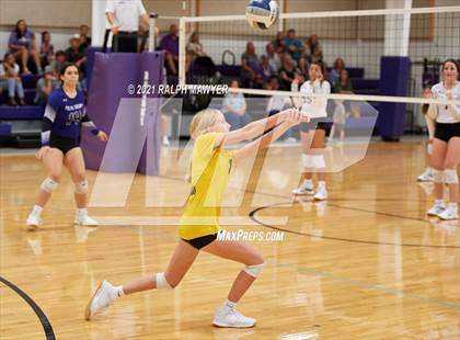 Thumbnail 3 in Navarro @ Boerne photogallery.