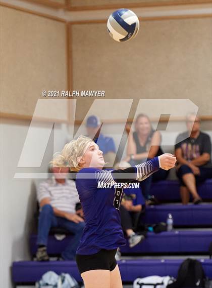 Thumbnail 1 in Navarro @ Boerne photogallery.