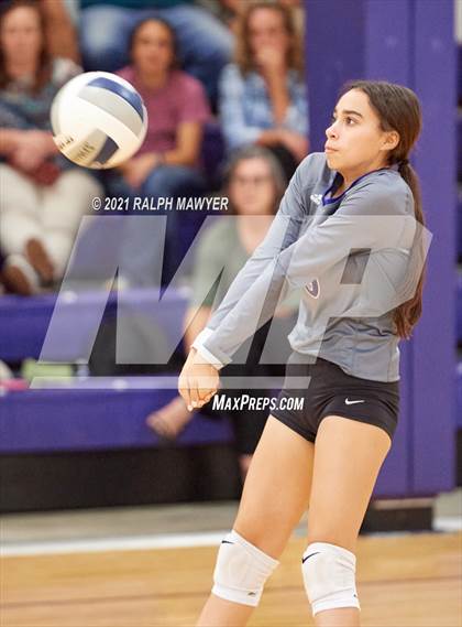 Thumbnail 3 in Navarro @ Boerne photogallery.