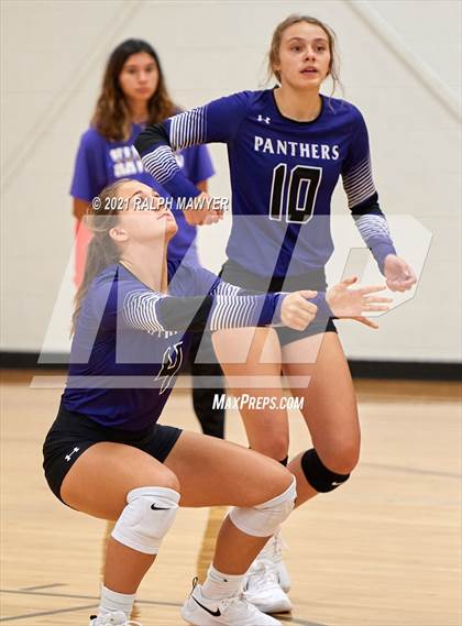 Thumbnail 1 in Navarro @ Boerne photogallery.