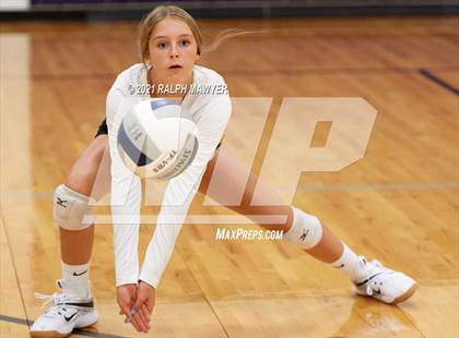 Thumbnail 3 in Navarro @ Boerne photogallery.