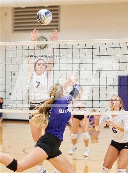 Thumbnail 3 in Navarro @ Boerne photogallery.