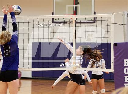 Thumbnail 2 in Navarro @ Boerne photogallery.