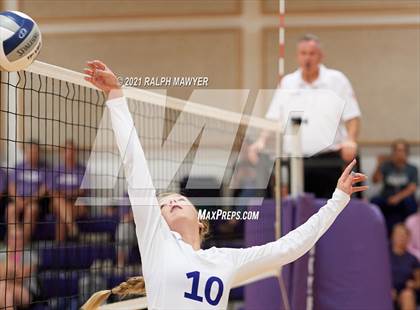 Thumbnail 1 in Navarro @ Boerne photogallery.