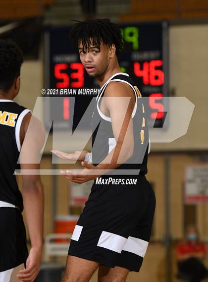 Thumbnail 3 in Barlow vs. Roosevelt (Les Schwab Invitational) photogallery.
