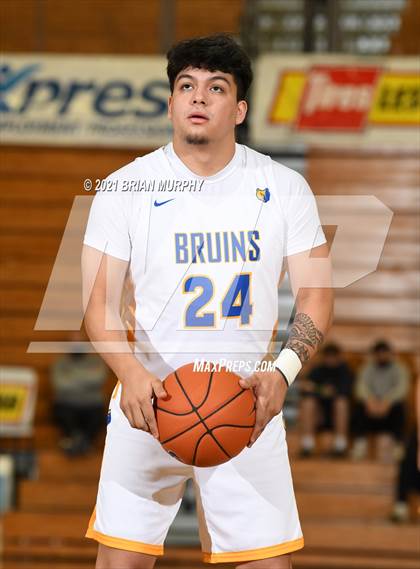 Thumbnail 1 in Barlow vs. Roosevelt (Les Schwab Invitational) photogallery.