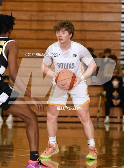 Thumbnail 2 in Barlow vs. Roosevelt (Les Schwab Invitational) photogallery.
