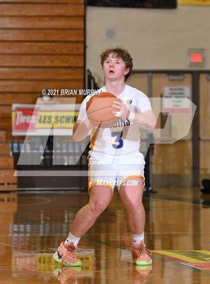 Thumbnail 1 in Barlow vs. Roosevelt (Les Schwab Invitational) photogallery.