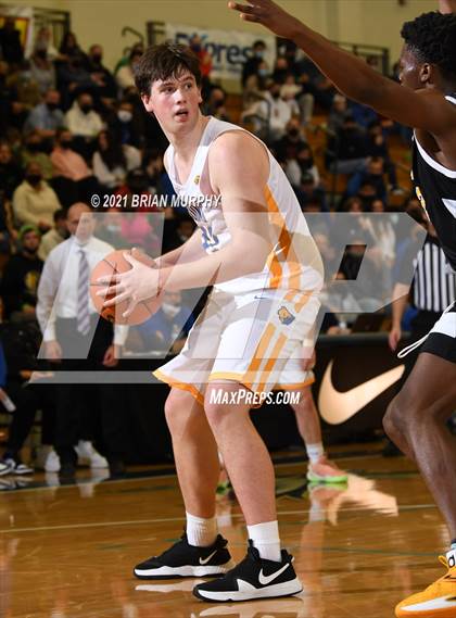 Thumbnail 1 in Barlow vs. Roosevelt (Les Schwab Invitational) photogallery.