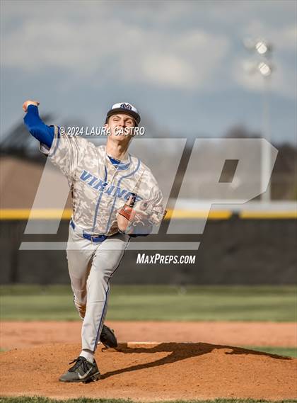 Thumbnail 1 in Waynesville @ Miamisburg photogallery.