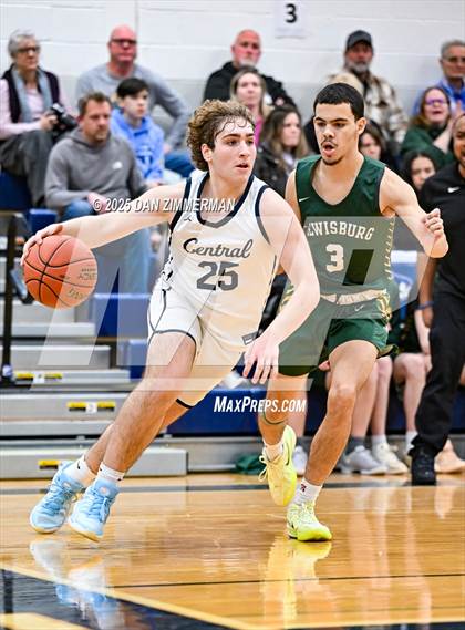 Thumbnail 1 in Lewisburg vs Central Columbia (PIAA District 4 Class 4A Quarterfinal) photogallery.