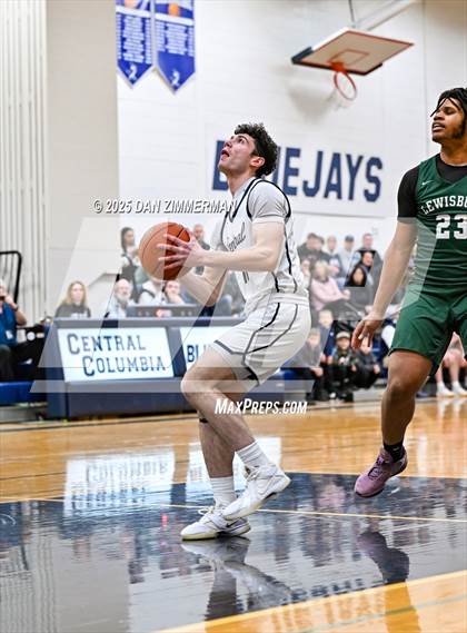 Thumbnail 2 in Lewisburg vs Central Columbia (PIAA District 4 Class 4A Quarterfinal) photogallery.