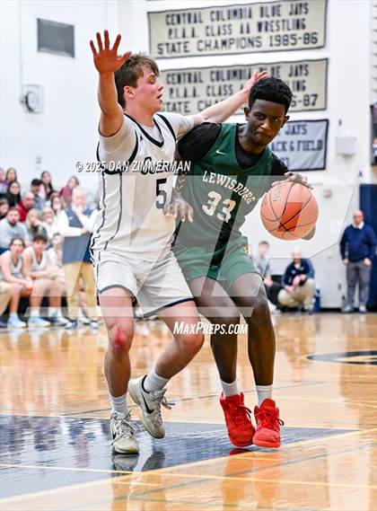 Thumbnail 3 in Lewisburg vs Central Columbia (PIAA District 4 Class 4A Quarterfinal) photogallery.
