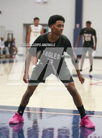 Thumbnail 2 in Lake Ridge vs. Wylie East (Denton Ryan Holiday Showcase) photogallery.