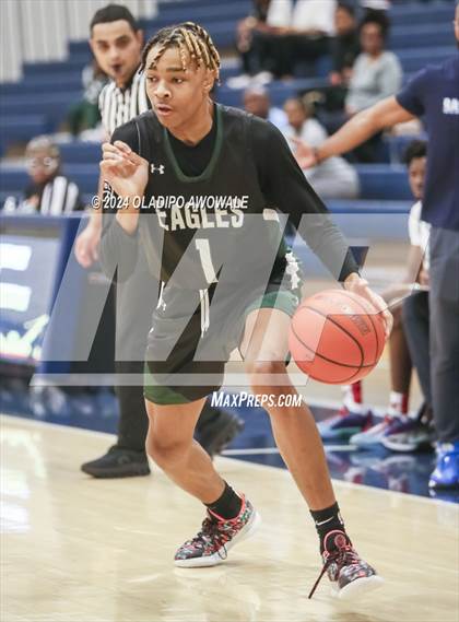 Thumbnail 2 in Lake Ridge vs. Wylie East (Denton Ryan Holiday Showcase) photogallery.