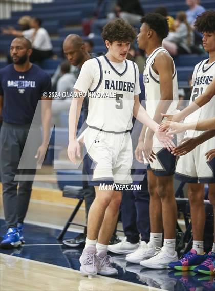 Thumbnail 3 in Lake Ridge vs. Wylie East (Denton Ryan Holiday Showcase) photogallery.
