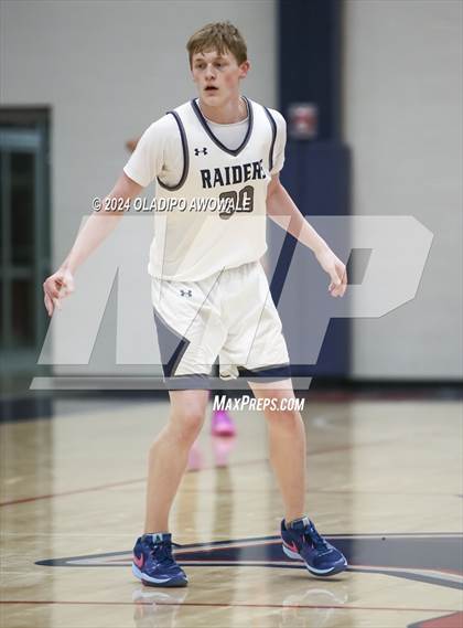 Thumbnail 2 in Lake Ridge vs. Wylie East (Denton Ryan Holiday Showcase) photogallery.
