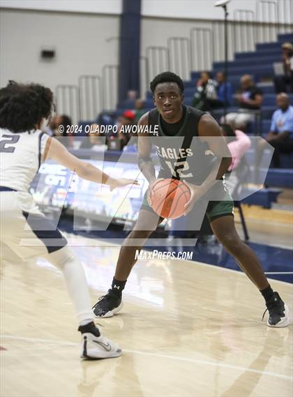Thumbnail 3 in Lake Ridge vs. Wylie East (Denton Ryan Holiday Showcase) photogallery.