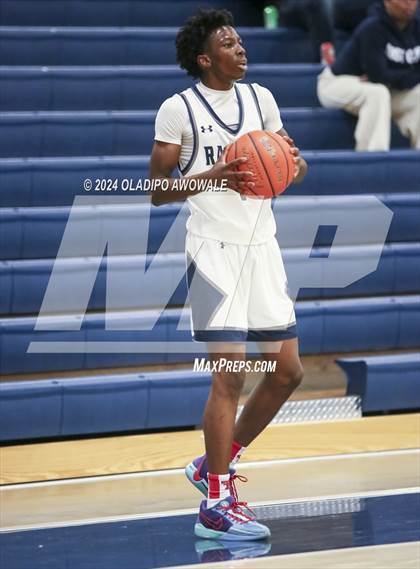Thumbnail 1 in Lake Ridge vs. Wylie East (Denton Ryan Holiday Showcase) photogallery.