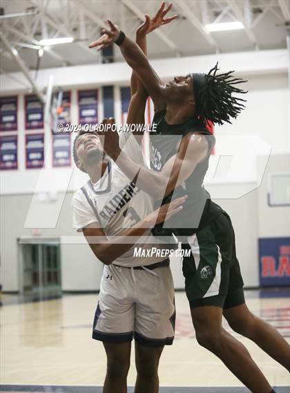 Thumbnail 3 in Lake Ridge vs. Wylie East (Denton Ryan Holiday Showcase) photogallery.