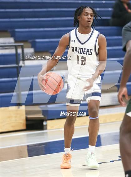 Thumbnail 2 in Lake Ridge vs. Wylie East (Denton Ryan Holiday Showcase) photogallery.