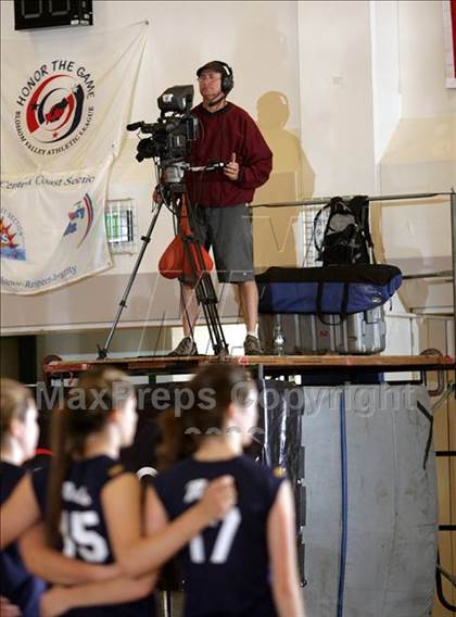 Thumbnail 2 in Harbor vs. Menlo (CIF CCS D4 Final) photogallery.