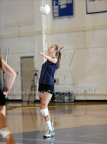 Thumbnail 2 in Harbor vs. Menlo (CIF CCS D4 Final) photogallery.