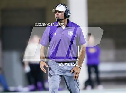 Thumbnail 3 in Bells vs. Jacksboro (UIL 3A DII Area Playoff) photogallery.