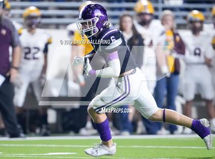 Thumbnail 2 in Bells vs. Jacksboro (UIL 3A DII Area Playoff) photogallery.
